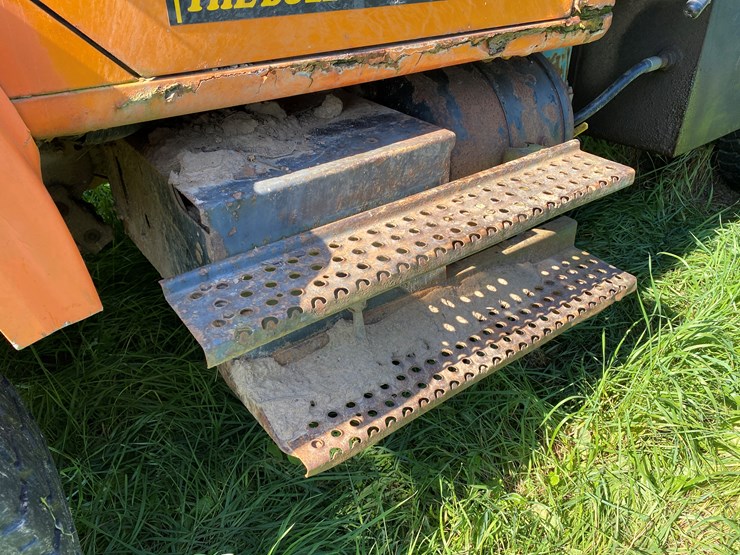 international-4900-image-20