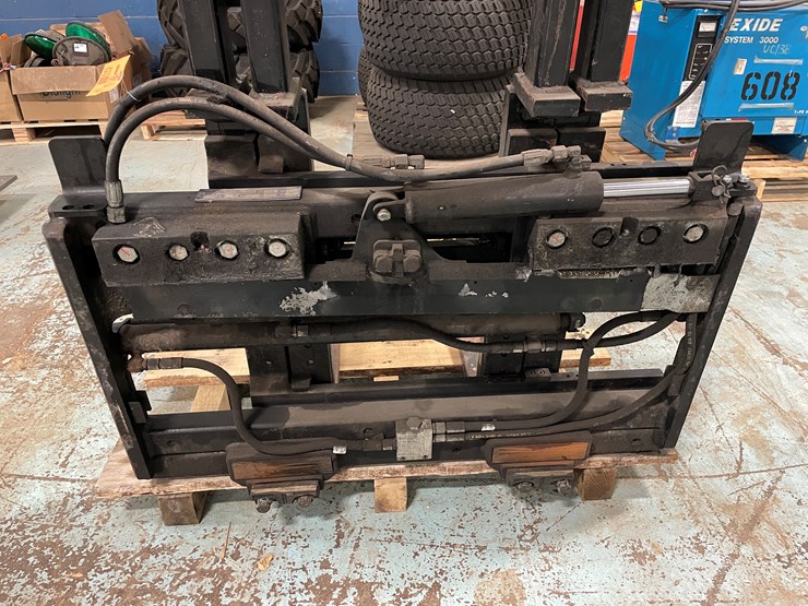 #5570-•-cascade-forklift-attachment-image-8