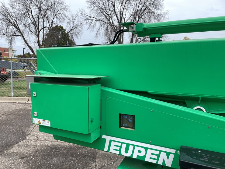 #5501-•-2017-teupen-tl92sj-track-drive-aerial-work-platform-image-26