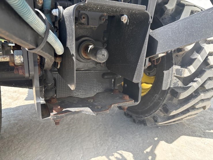 john-deere-1025r-image-21