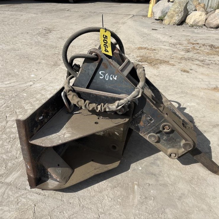 #5064 • Bobcat Skid Steer Concrete Breaker