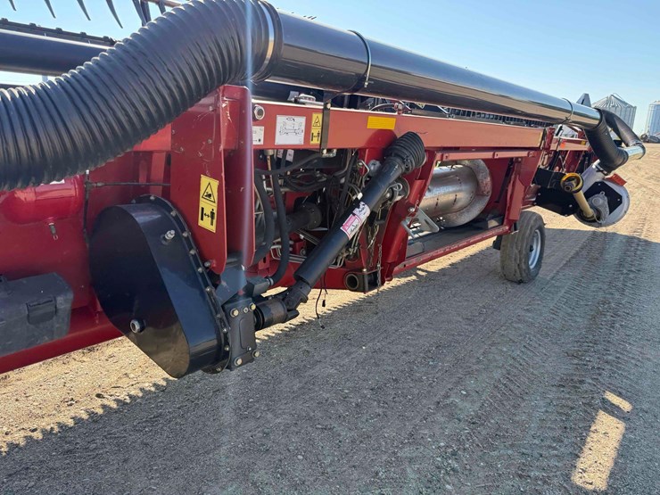 2015-case-ih-2015-image-17