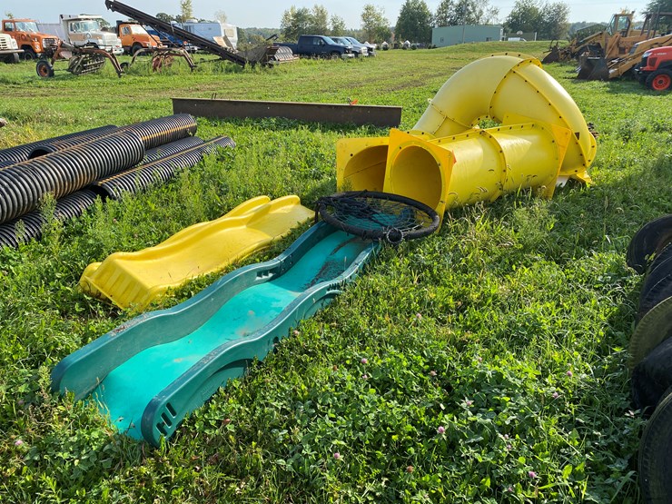 #1638-•-poly-slide-image-1