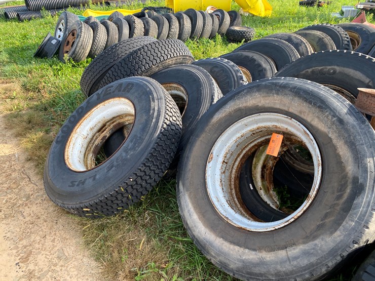 #1641-•-misc.-wheels-and-tires-image-4