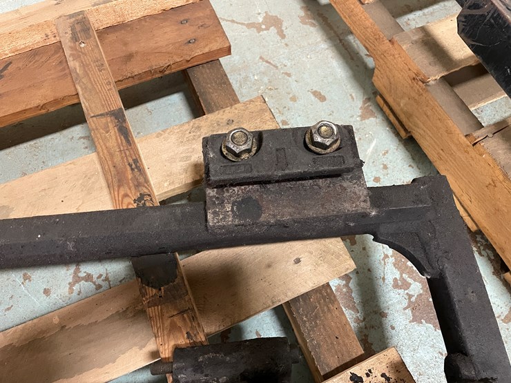 #7203-•-forklift-side-shift-plate-image-6