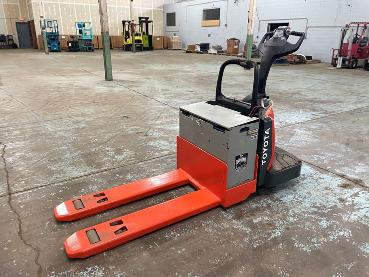 toyota-8hbe30-image-1