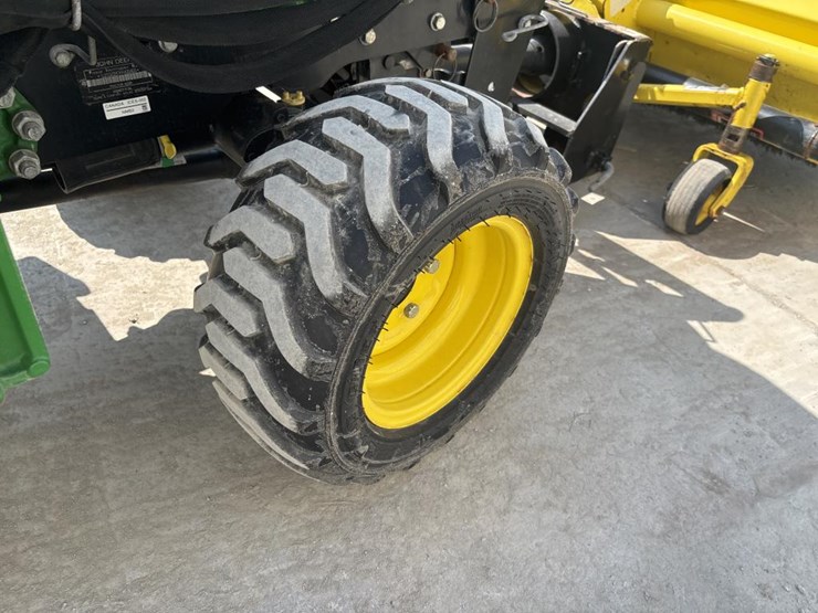 john-deere-1025r-image-36