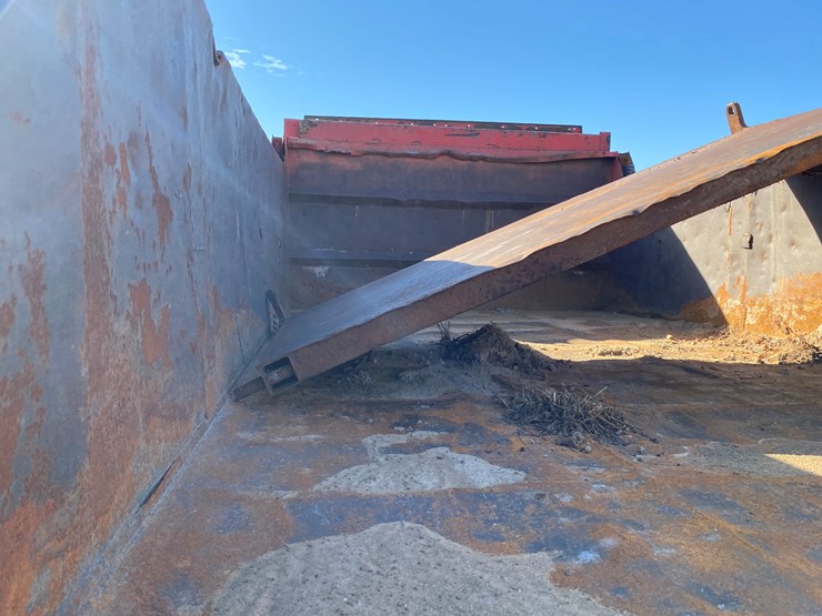 1982-international-dt466-image-30