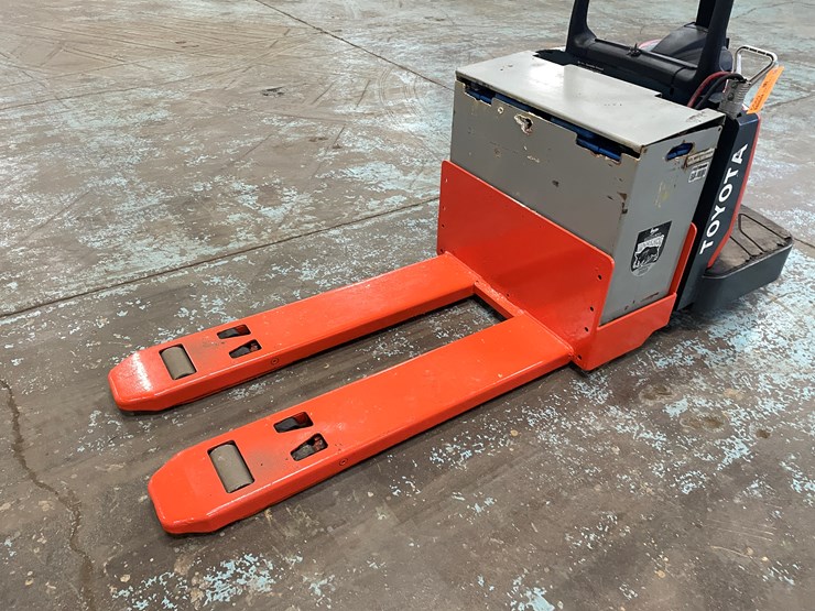 toyota-8hbe30-image-9