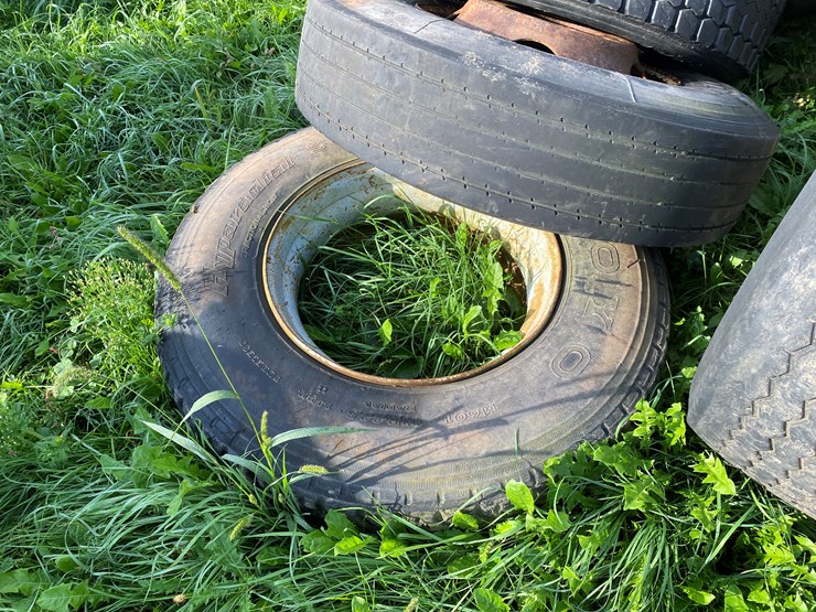 #1641-•-misc.-wheels-and-tires-image-17