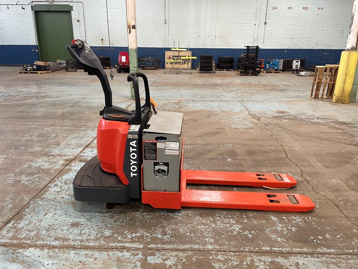 toyota-8hbe30-image-4