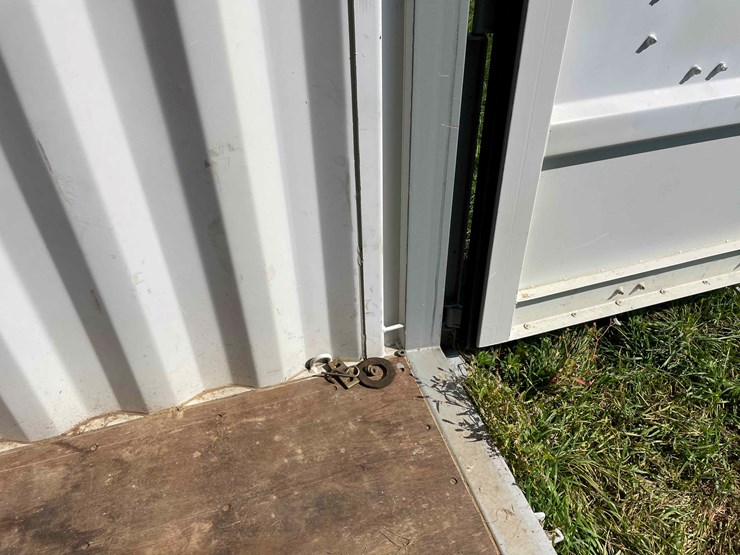 #1612-•-40'-high-cube-shipping-container-image-25