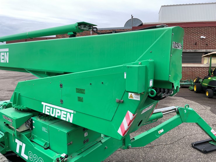 #5501-•-2017-teupen-tl92sj-track-drive-aerial-work-platform-image-35