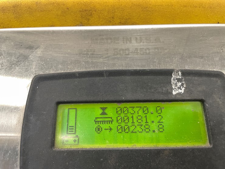 #5567-•-tomcat-2600-electric-floor-scrubber-image-33