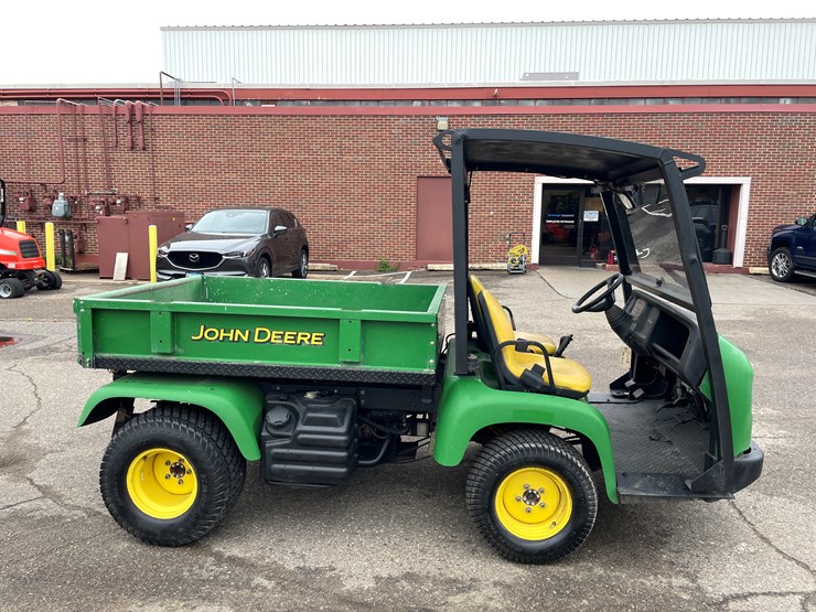 john-deere-gator-image-4