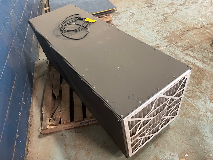 #7220-•-industrial-maid-air-filter-image-5