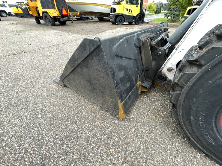 #5503-•-2021-bobcat-skid-steer-image-32