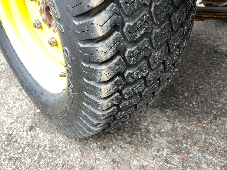 john-deere-gator-image-38