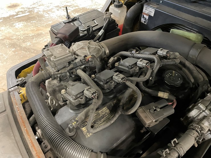 #5559-•-2017-yale-glc070-lp-forklift-image-51