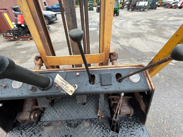 #5510-•-hyster-h50j-lp-forklift-image-22