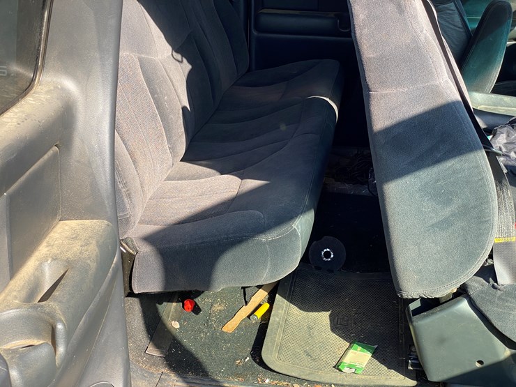 #1599-•-2000-chevy-silverado-1500-extended-cab-pickup-truck-(has-wi-title)-image-67