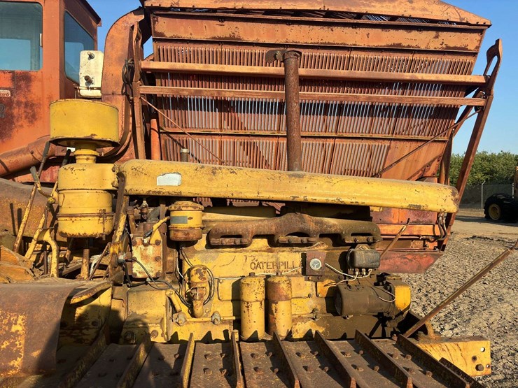 caterpillar-d6-image-9