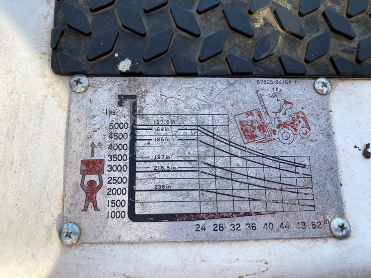 #1608-•-toyota-lp-forklift-image-10