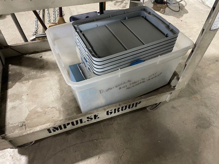 #7256-•-rolling-carts,-handled-tools,-rubber-gloves-and-more-image-8