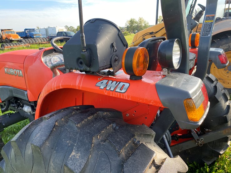 #1583-•-kubota-l4600d-4x4-diesel-tractor-image-20