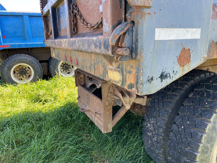 international-4900-image-30