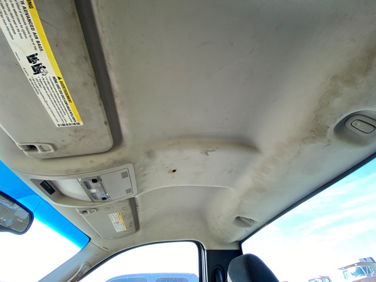 #1598-•-2010-chevy-silverado-1500-regular-cab-pickup-truck-(no-title)-image-49