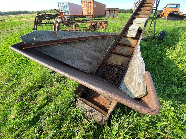 #1622-•-john-deere-hay-elevator-image-11