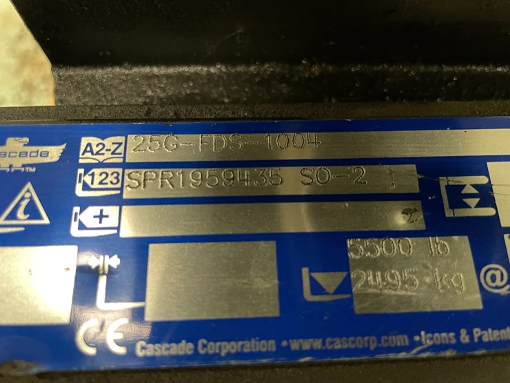 #5570-•-cascade-forklift-attachment-image-16