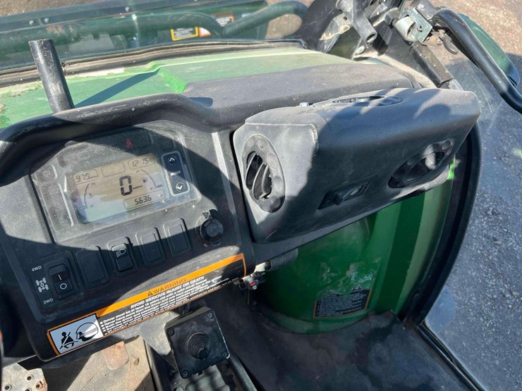 2013-john-deere-gator-image-30