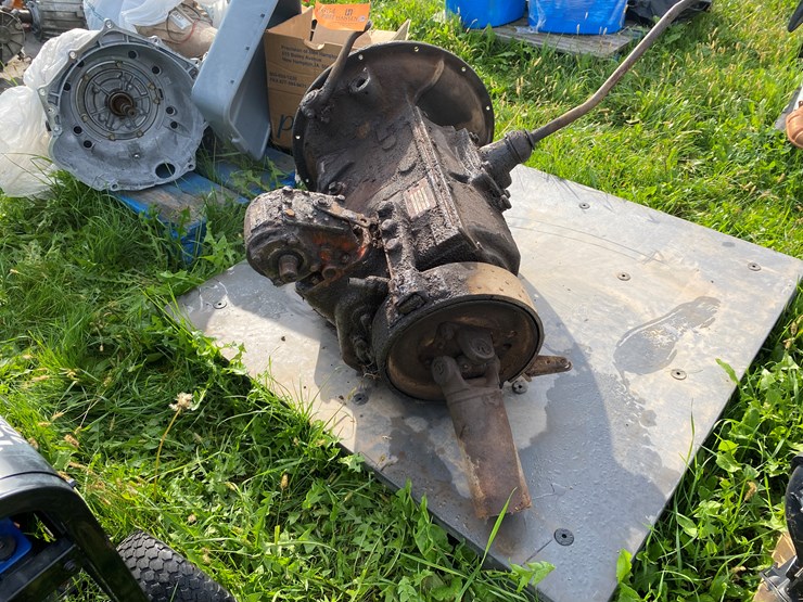 #1664-•-gm-manual-transmission-image-7