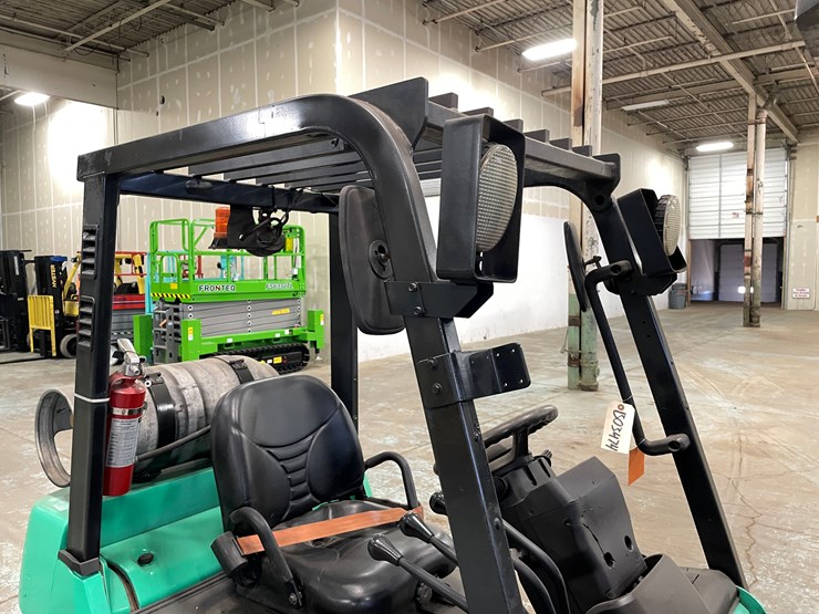 2018-mitsubishi-fgc25n-image-36