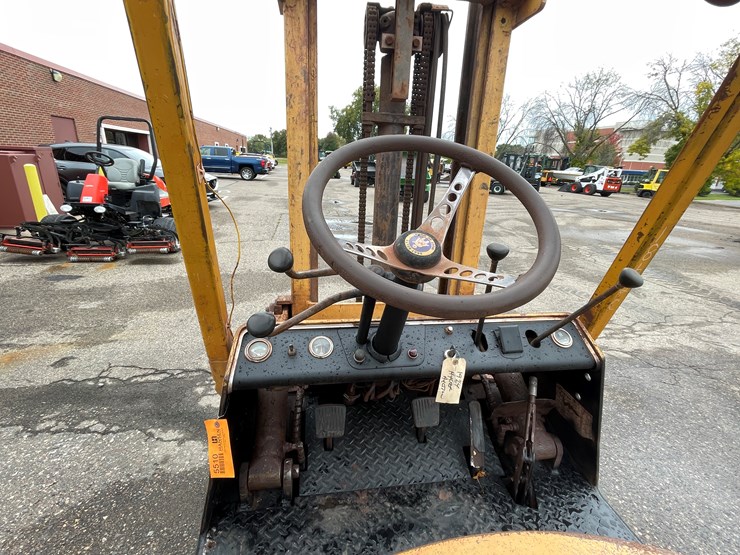 #5510-•-hyster-h50j-lp-forklift-image-17