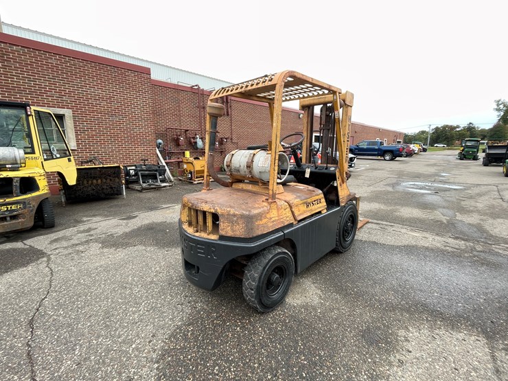 #5510-•-hyster-h50j-lp-forklift-image-5