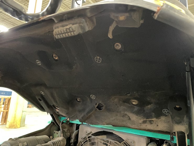 2018-mitsubishi-fgc25n-image-44