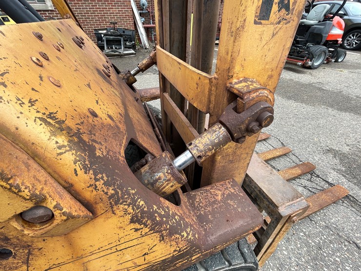 #5510-•-hyster-h50j-lp-forklift-image-14