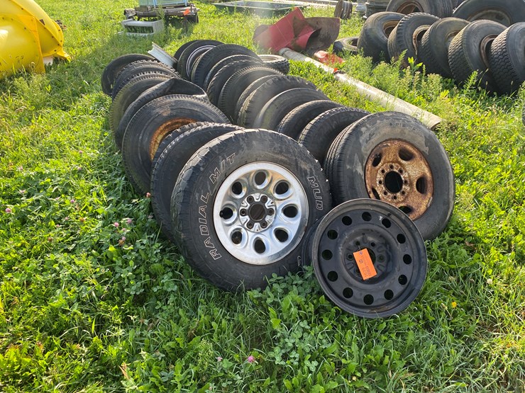 #1639-•-misc.-wheels-and-tires-image-2