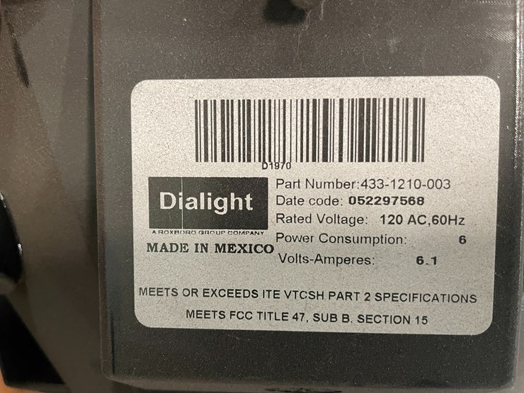 #7229-•-dialight-traffic-light-signals-image-10