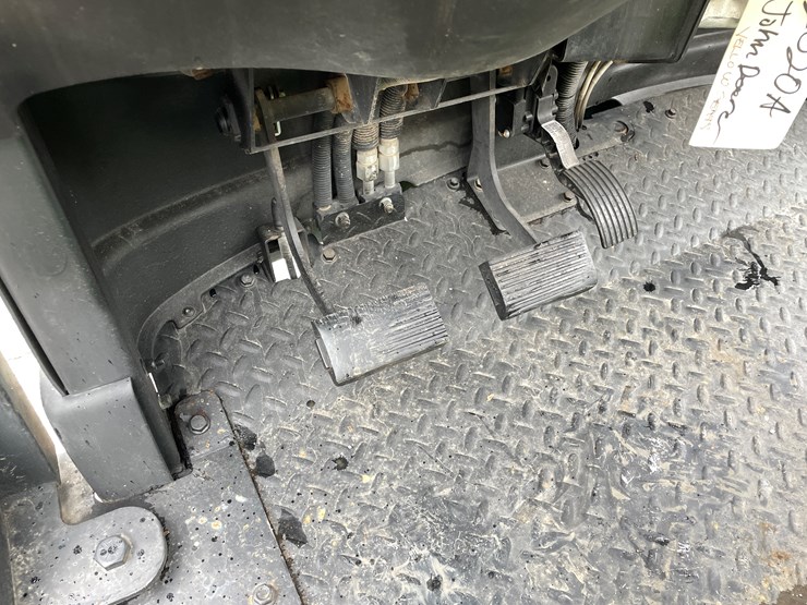 john-deere-gator-image-25