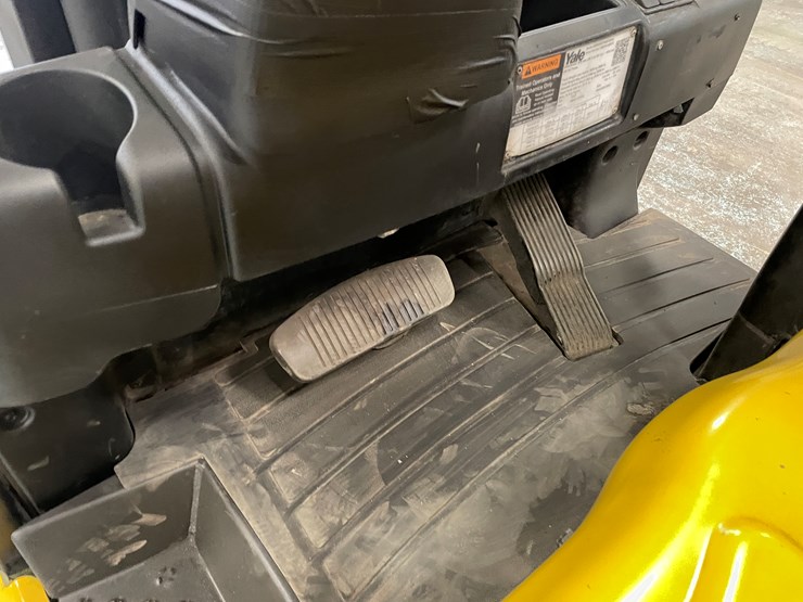 #5565-•-2020-yale-erp040-electric-forklift-image-20