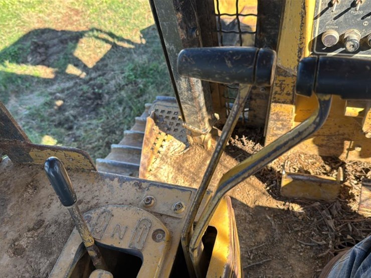 1989-caterpillar-d4h-image-29