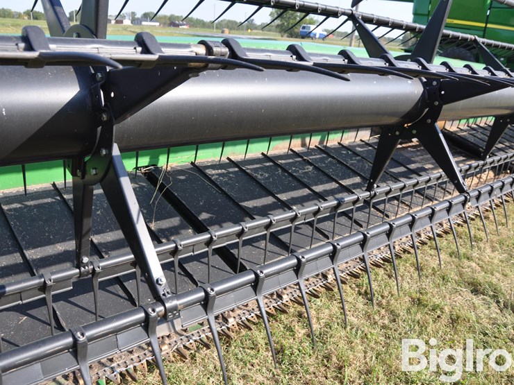 2015-john-deere-635fd-image-17