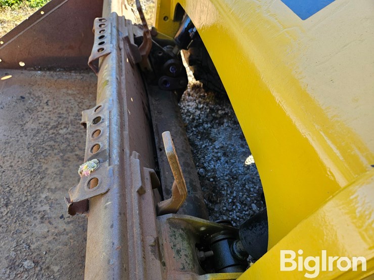 2007-caterpillar-226b3-image-10