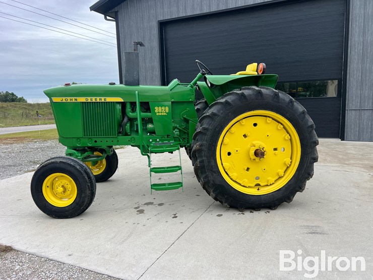 1971-john-deere-3020-image-8