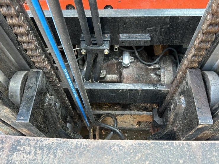 2002-toyota-7fgu35-image-15