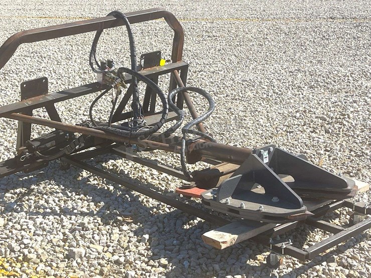 skid-steer-hydraulic-rotating-high-reach-tree-shear,-from-the-estate-of-dr.-ken-buchmann-image-1